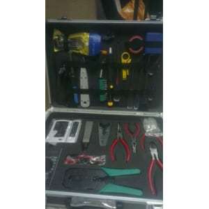 PROFESSIONAL SUITCASE TOOLKIT