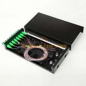 8 Port fiber tray With SC simplex adapters