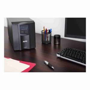 APC Smart-UPS 1500VA LCD 230V