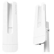 Mikrotik RBOmniTikG-5HacD 7.5dBi Gigabit Ethernet ports