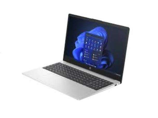 HP 240 G10 Notebook PC i7 8GB 512GB SSD