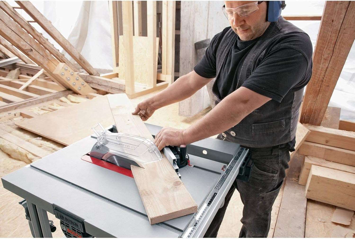 Bosch GTS 10 J Professional Table Saw - Image 2
