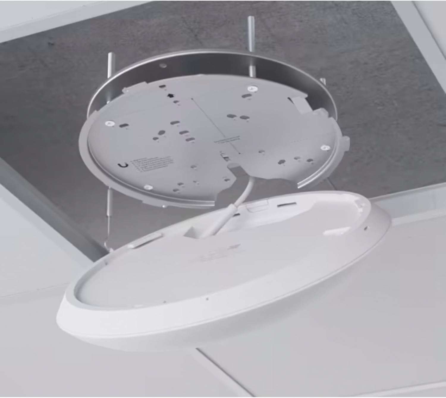 Ubiquiti UniFi U7 Pro Max WiFi 7 Access Point (U7-Pro-Max)