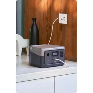 Alternative view of EcoFlow RIVER 2 Portable Power Station (300W, 256Wh)
