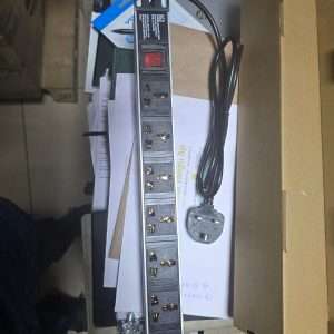 MTN 8 -way Uk plug PDU Aluminium